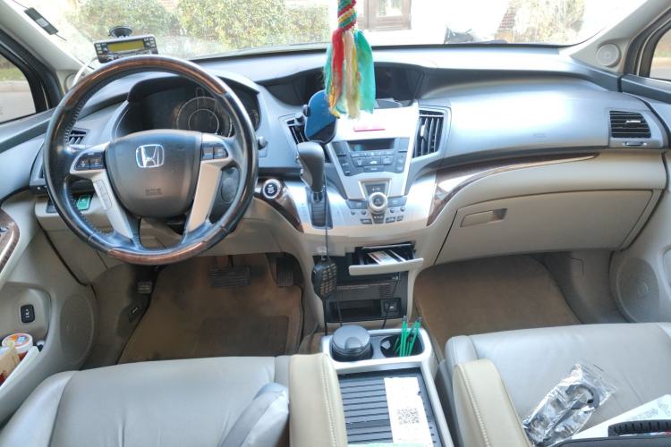 Used Honda Odyssey 2013 2.4L Luxury Edition Interior 2