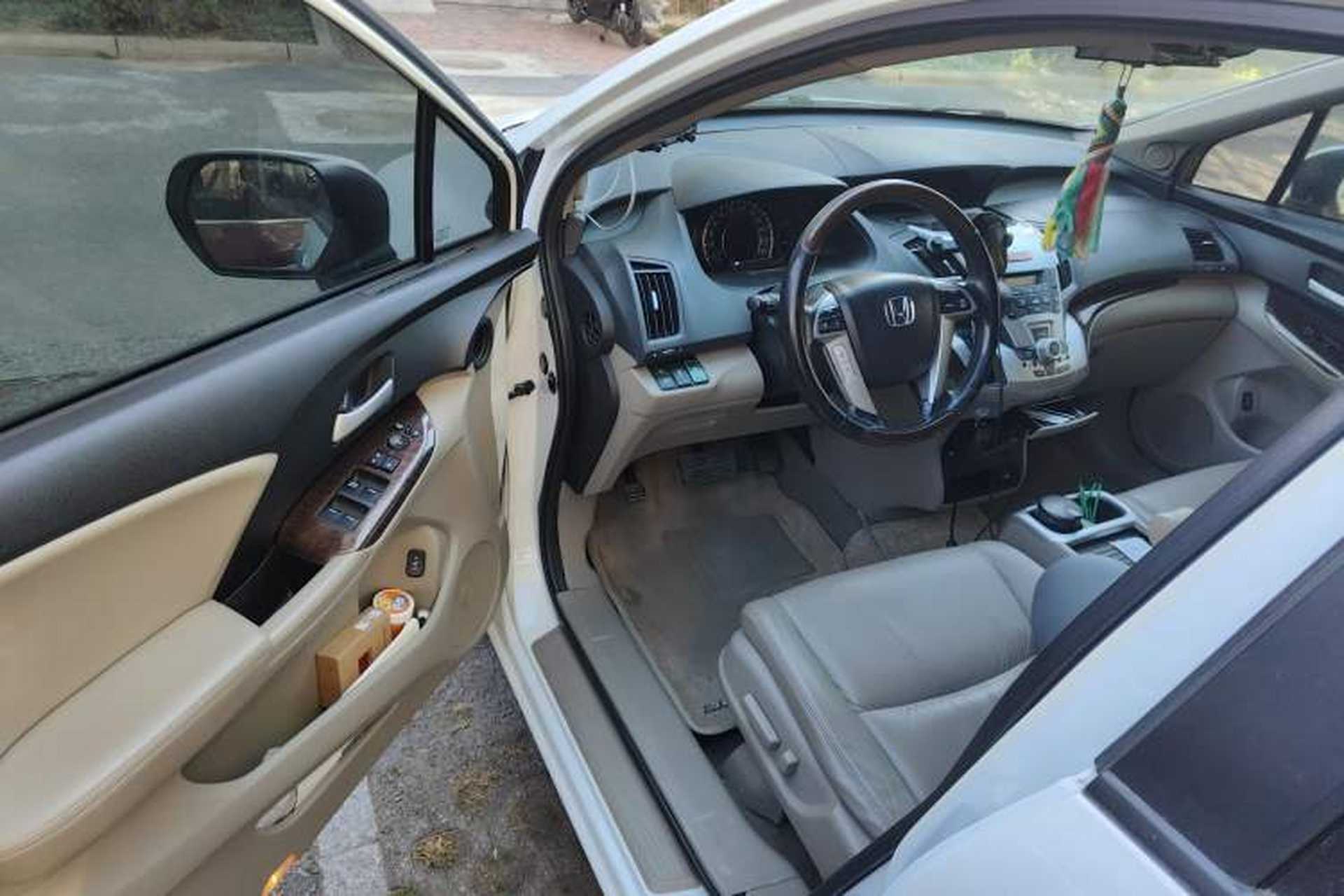 Used Honda Odyssey 2013 2.4L Luxury Edition Interior 3