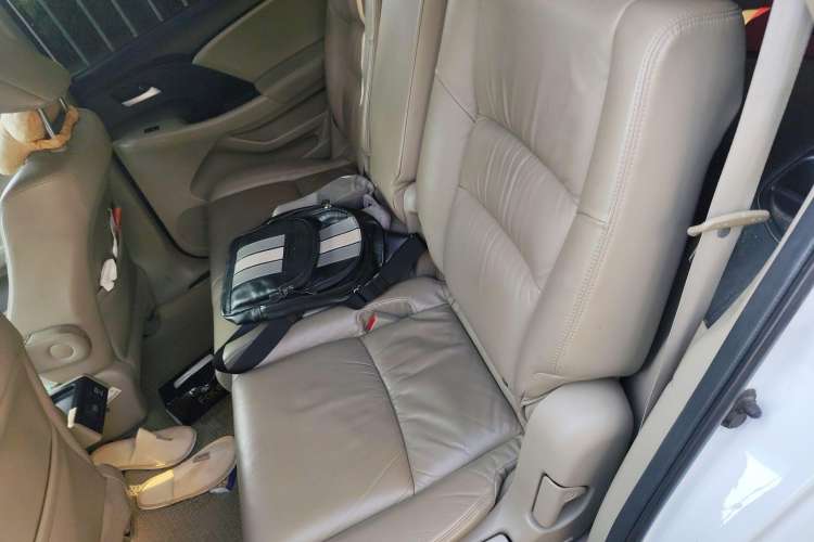 Used Honda Odyssey 2013 2.4L Luxury Edition Left Rear Seat