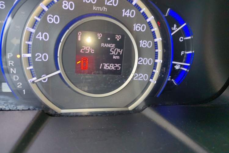 Used Honda Odyssey 2013 2.4L Luxury Edition Odometer Close Up