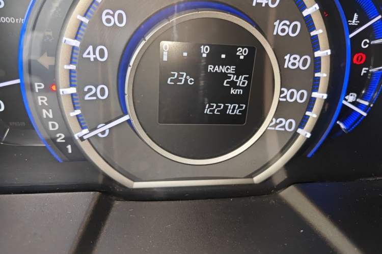 Used Honda Odyssey 2013 2.4L Luxury Edition Odometer Close Up
