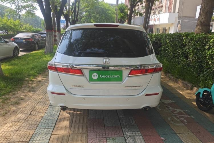 Used Honda Odyssey 2013 2.4L Luxury Edition Rear