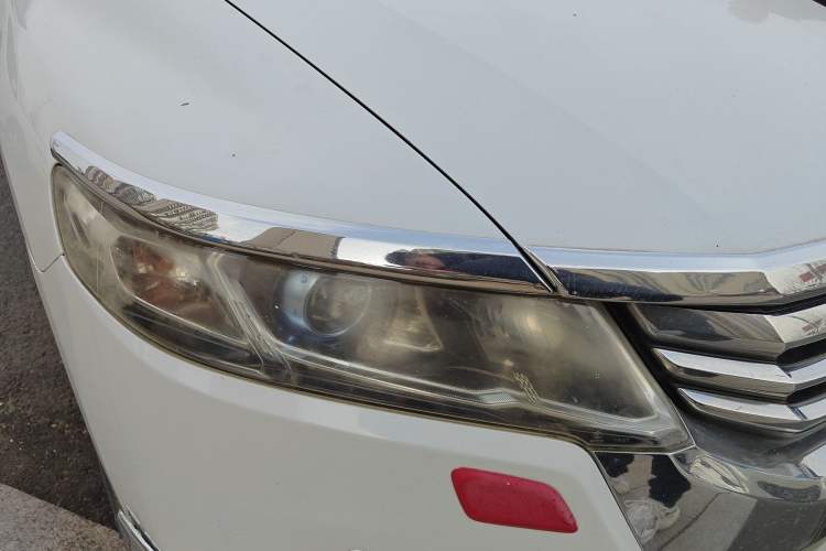 Used Honda Odyssey 2013 2.4L Luxury Edition Right Front Headlight