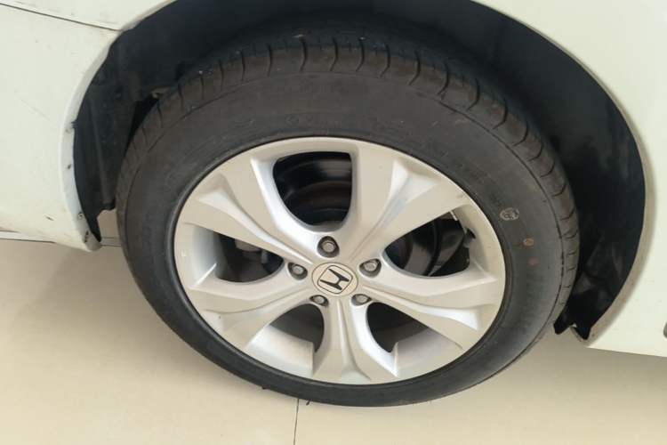 Used Honda Odyssey 2013 2.4L Luxury Edition Right Rear Wheel Hub