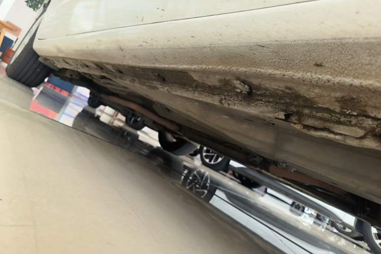 Used Honda Odyssey 2013 2.4L Luxury Edition Right Side Sill
