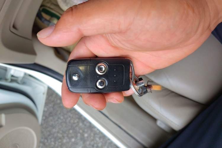 Used Honda Odyssey 2013 2.4L Luxury Edition Vehicle Key
