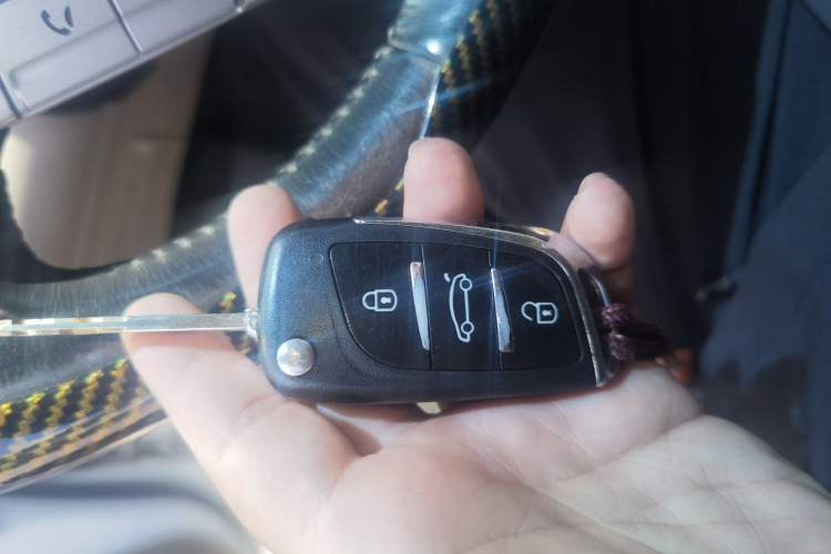 Used Honda Odyssey 2013 2.4L Luxury Edition Vehicle Key
