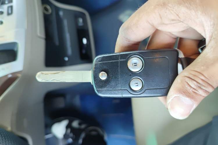 Used Honda Odyssey 2013 2.4L Luxury Edition Vehicle Key