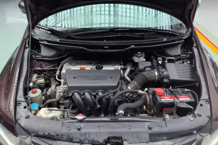 Used Honda Odyssey 2014 2.4L Luxury Edition Engine Bay