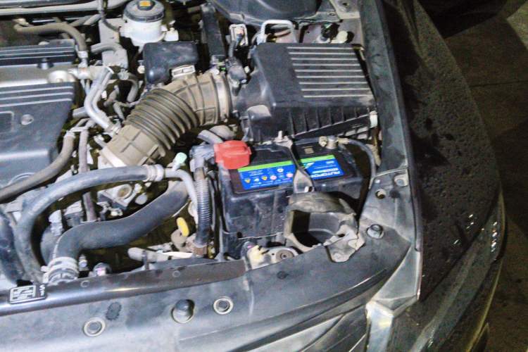 Used Honda Odyssey 2014 2.4L Elite Edition Engine Bay Left