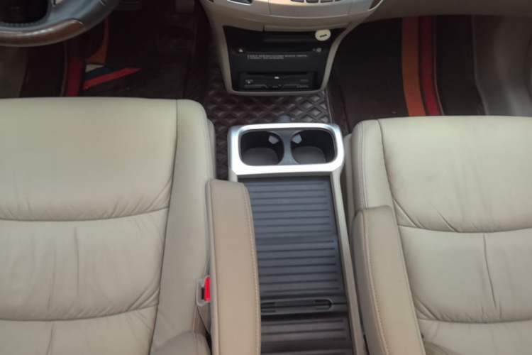 Used Honda Odyssey 2014 2.4L Luxury Edition Gear Lever