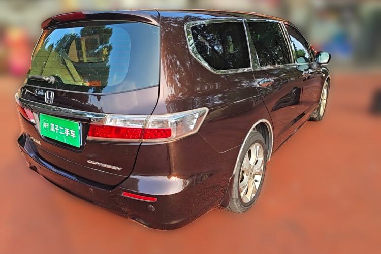 Used Honda Odyssey 2014 2.4L Luxury Edition Rear Right 45 Deg