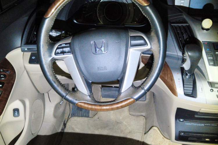 Used Honda Odyssey 2014 2.4L Elite Edition Steering Wheel
