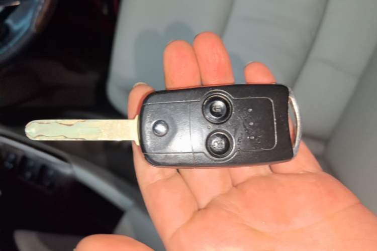 Used Honda Odyssey 2014 2.4L Luxury Edition Vehicle Key