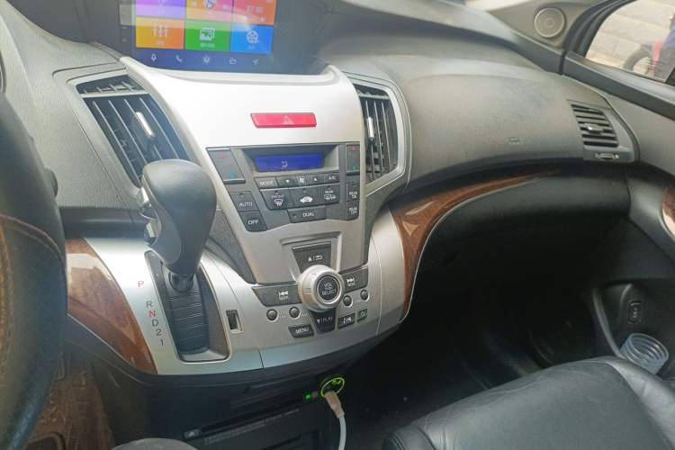 Used Honda Odyssey 2014 2.4L Luxury Edition Audio And AC Panel