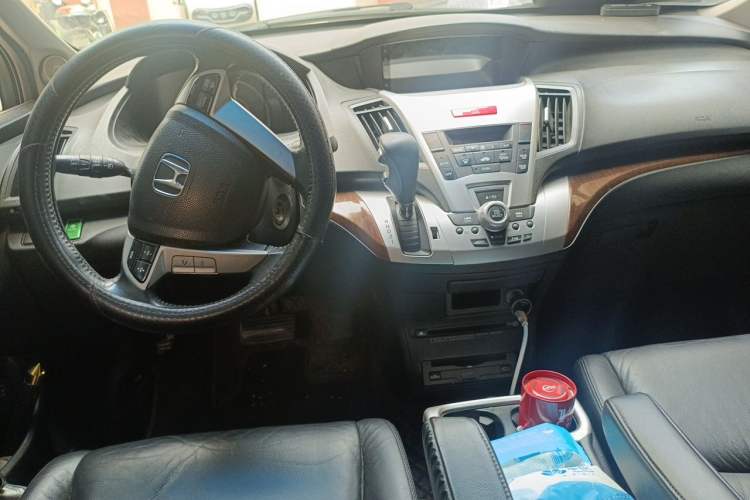 Used Honda Odyssey 2014 2.4L Luxury Edition Center Console