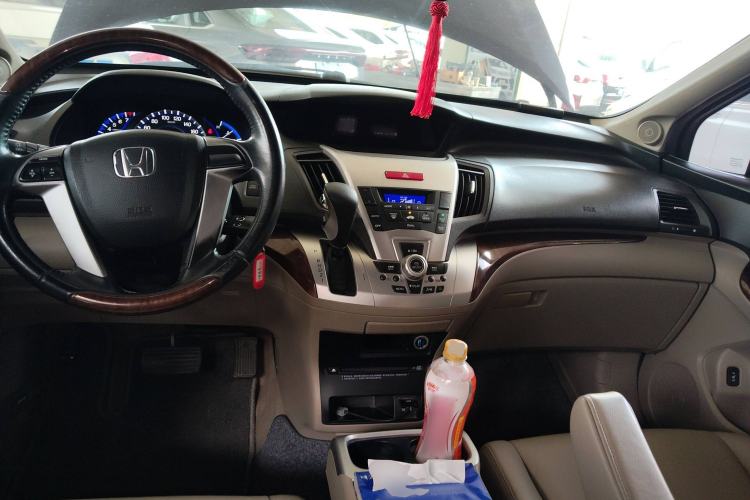 Used Honda Odyssey 2014 2.4L Elite Edition Center Console