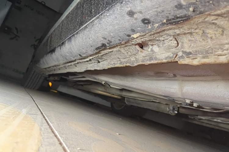 Used Honda Odyssey 2014 2.4L Luxury Edition Chassis Front Right