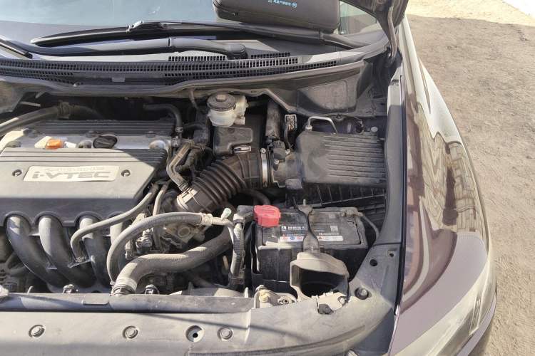 Used Honda Odyssey 2014 2.4L Luxury Edition Engine Bay Left