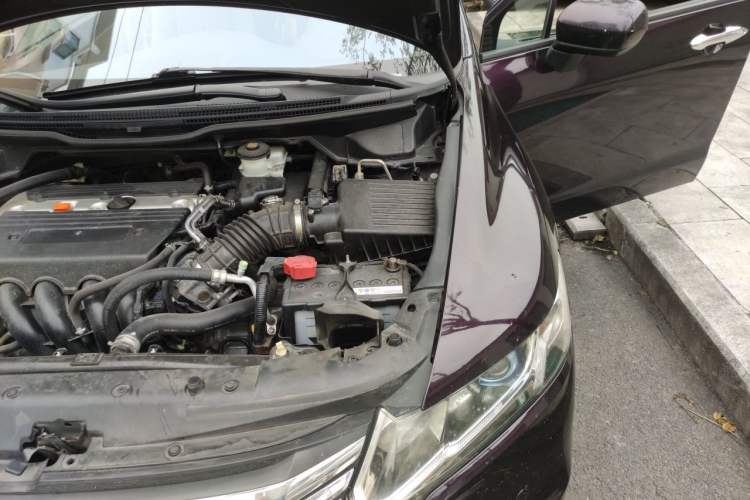Used Honda Odyssey 2014 2.4L Luxury Edition Engine Bay Left