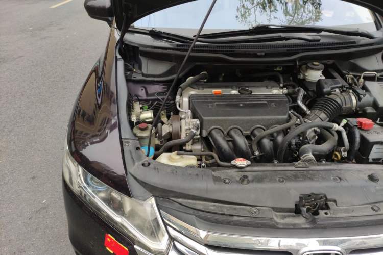 Used Honda Odyssey 2014 2.4L Luxury Edition Engine Bay Right