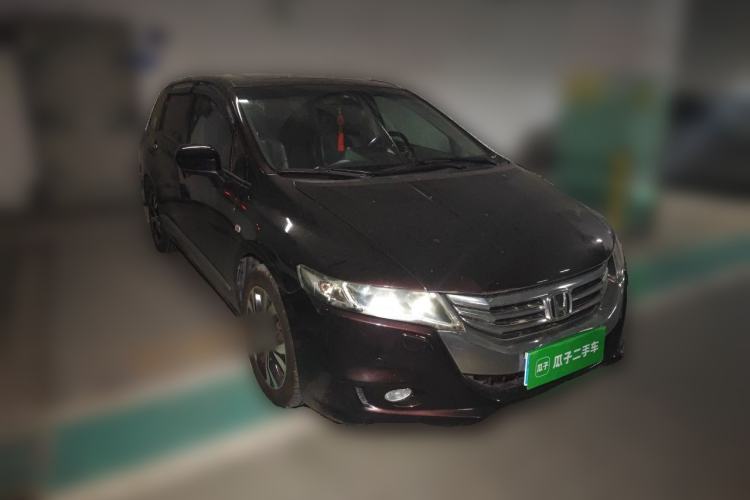 Used Honda Odyssey 2014 2.4L Luxury Edition Front Right 45 Deg