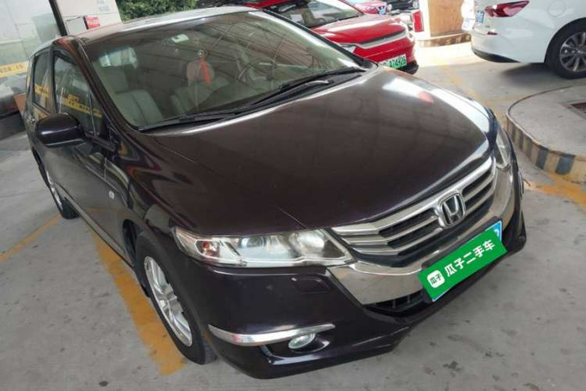 Used Honda Odyssey 2014 2.4L Elite Edition Front Right 45 Deg