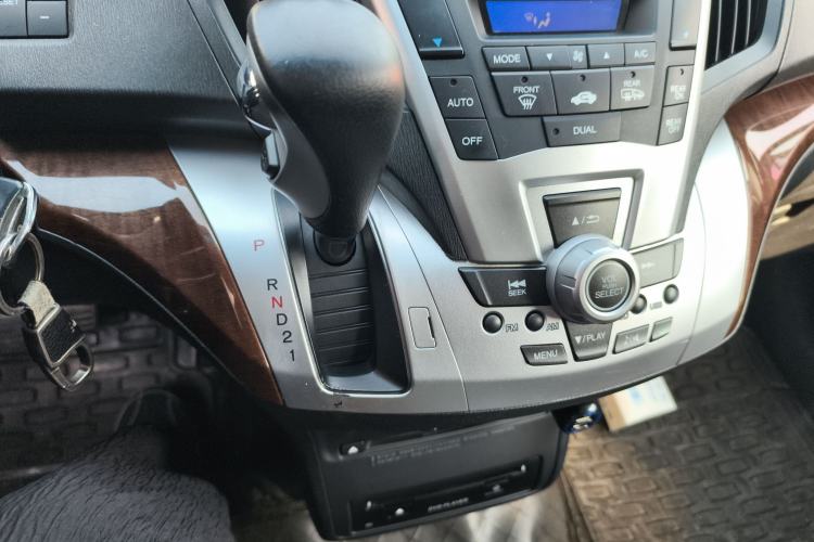 Used Honda Odyssey 2014 2.4L Luxury Edition Gear Lever