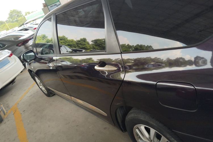 Used Honda Odyssey 2014 2.4L Elite Edition Left Side