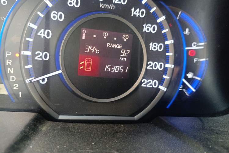 Used Honda Odyssey 2014 2.4L Luxury Edition Odometer Close Up