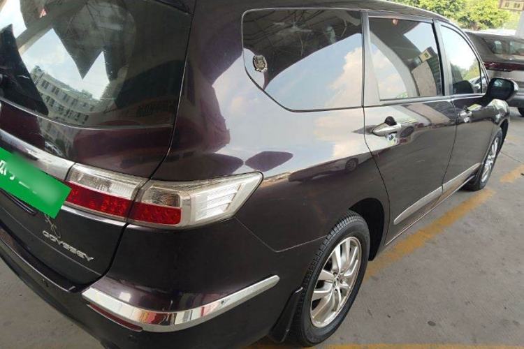 Used Honda Odyssey 2014 2.4L Elite Edition Rear Right 45 Deg