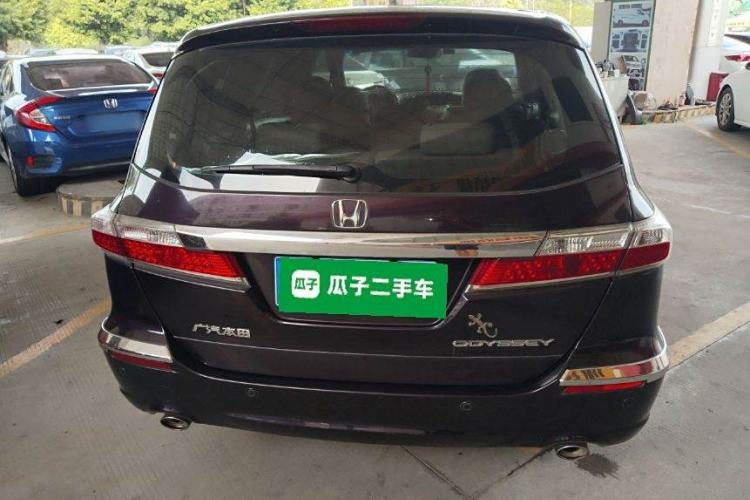 Used Honda Odyssey 2014 2.4L Elite Edition Rear