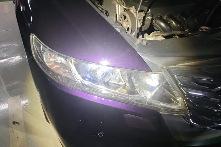 Used Honda Odyssey 2014 2.4L Luxury Edition Right Front Headlight