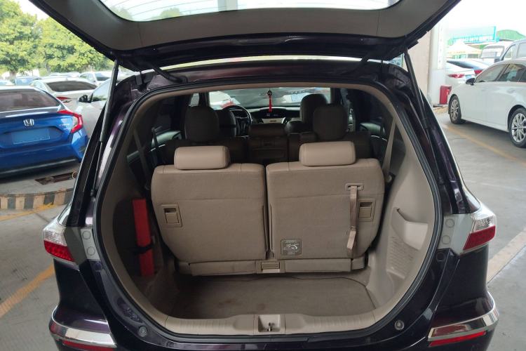 Used Honda Odyssey 2014 2.4L Elite Edition Trunk