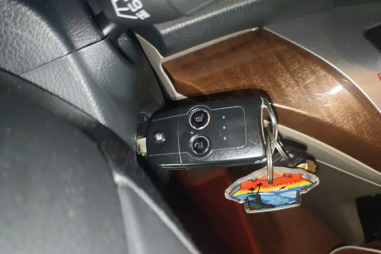 Used Honda Odyssey 2014 2.4L Luxury Edition Vehicle Key