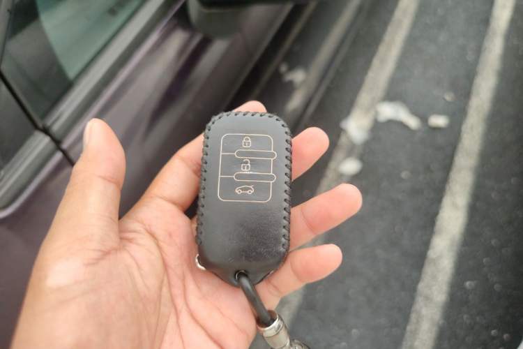 Used Honda Odyssey 2014 2.4L Luxury Edition Vehicle Key