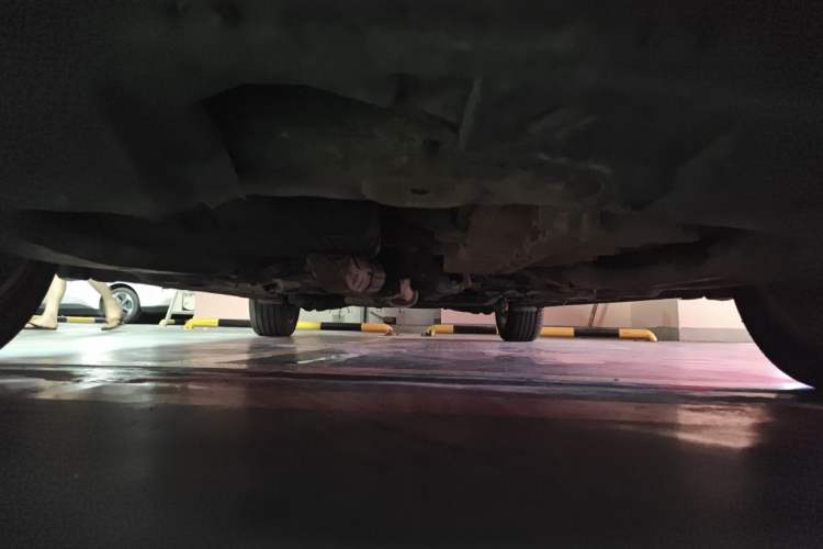 Used Honda Odyssey 2014 2.4L Luxury Edition Chassis Front