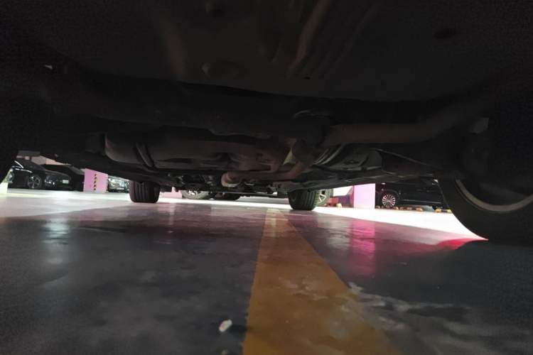 Used Honda Odyssey 2014 2.4L Luxury Edition Chassis Rear