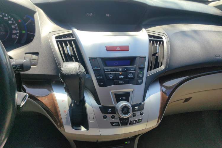 Used Honda Odyssey 2014 2.4L Luxury Edition Audio And AC Panel