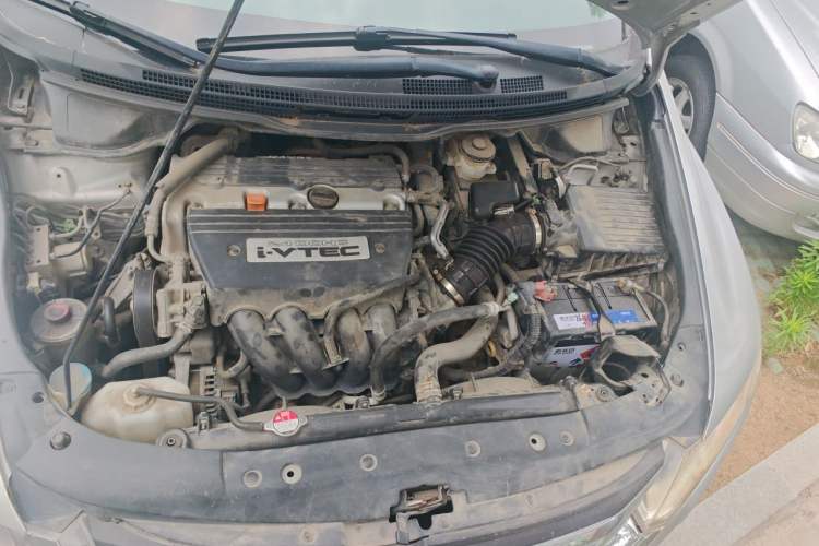 Used Honda Odyssey 2014 2.4L Luxury Edition Engine Bay