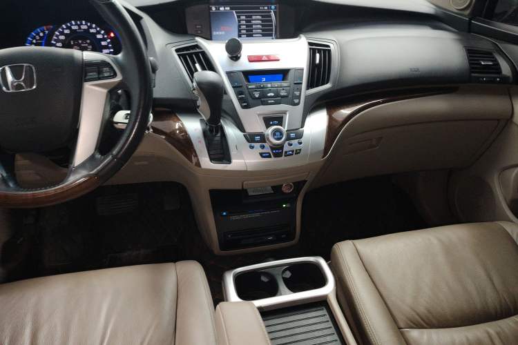 Used Honda Odyssey 2014 2.4L Luxury Edition Gear Lever