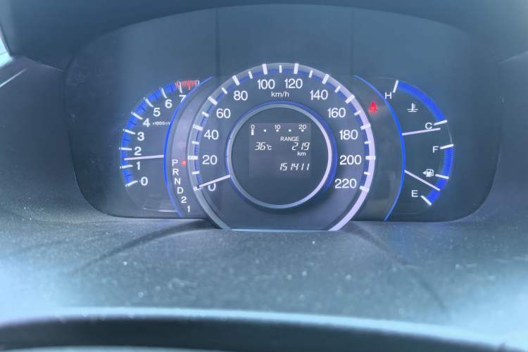 Used Honda Odyssey 2014 2.4L Elite Edition Odometer Close Up