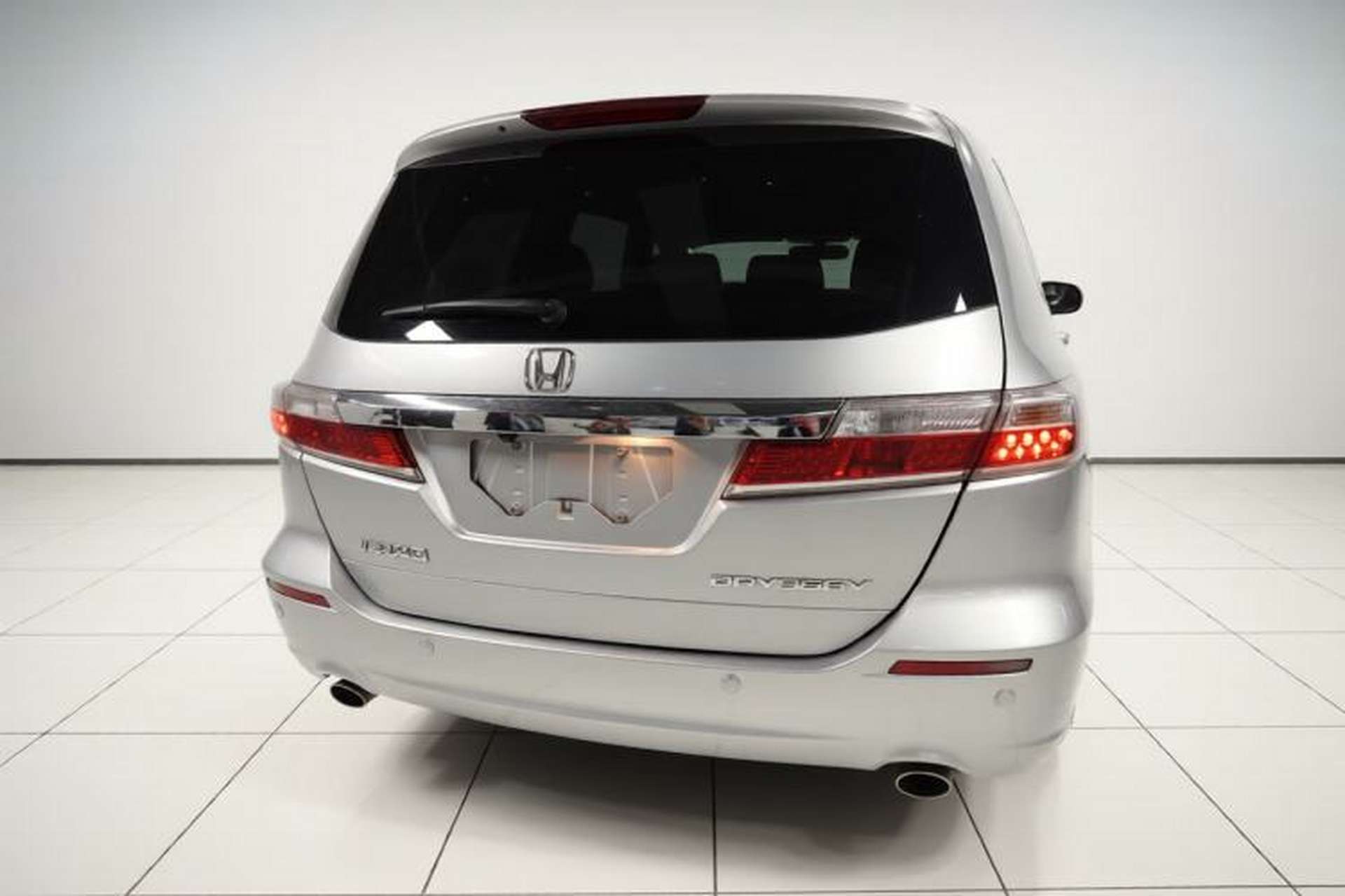 Used Honda Odyssey 2014 2.4L Luxury Edition Rear