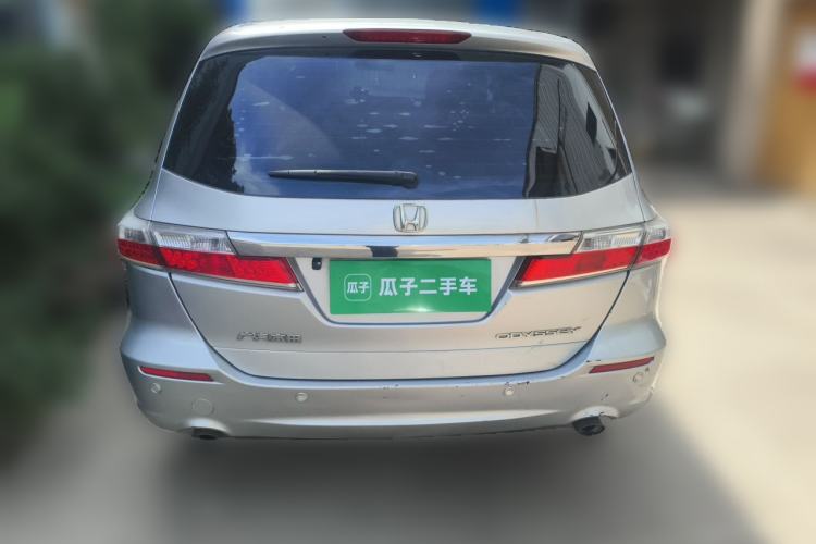 Used Honda Odyssey 2014 2.4L Luxury Edition Rear