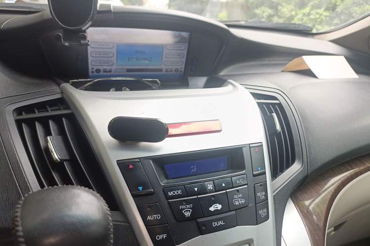 Used Honda Odyssey 2014 2.4L Luxury Edition Audio And AC Panel
