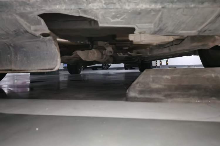 Used Honda Odyssey 2014 2.4L Luxury Edition Chassis Front