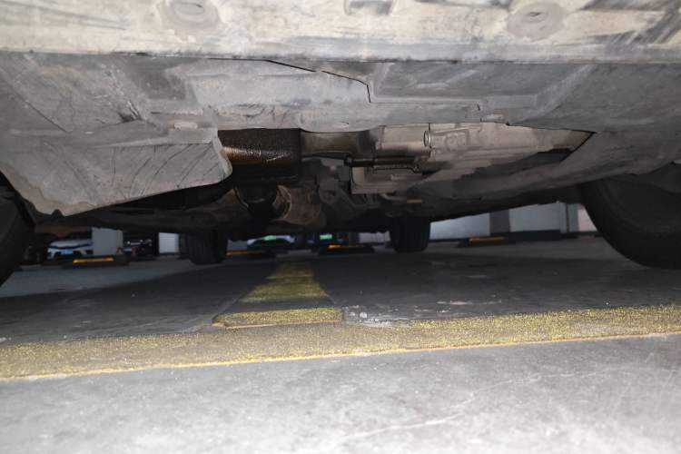Used Honda Odyssey 2014 2.4L Luxury Edition Chassis Front