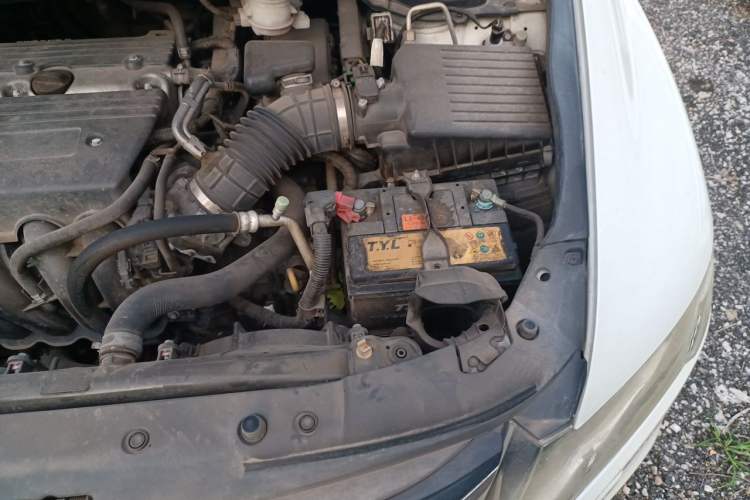 Used Honda Odyssey 2014 2.4L Elite Edition Engine Bay Left