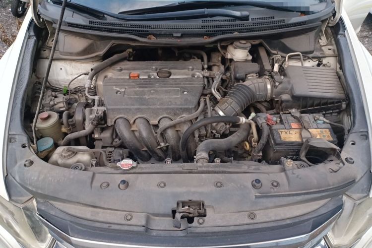 Used Honda Odyssey 2014 2.4L Elite Edition Engine Bay