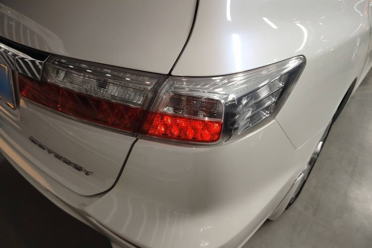 Used Honda Odyssey 2014 2.4L Luxury Edition Exterior 6